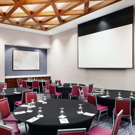 Embassy Suites By Hilton Atlanta Airport North Hapeville Экстерьер фото