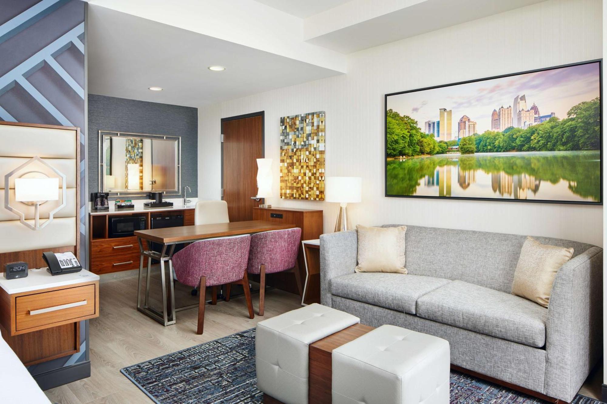 Embassy Suites By Hilton Atlanta Airport North Hapeville Экстерьер фото